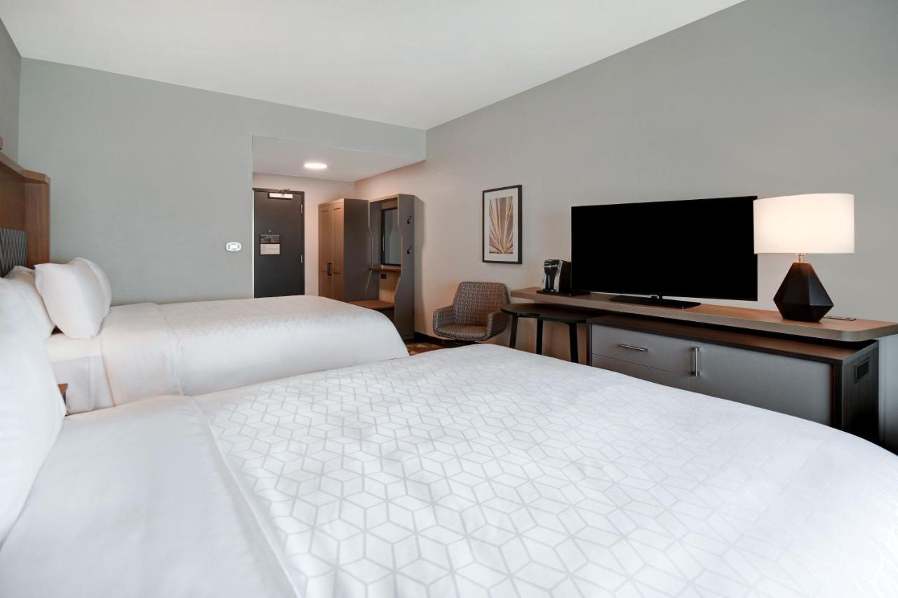 - By Ihg Hotel 3*